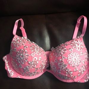 Victoria’s Secret Hot Pink Push Up Bra Sz 38D